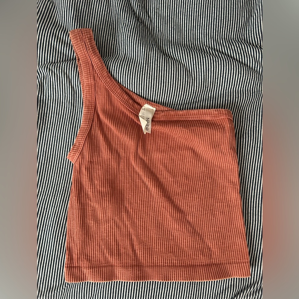 NIKIBIKI one shoulder tank top